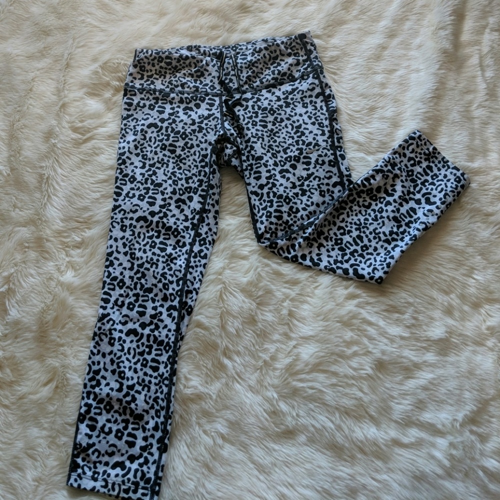 Nike Dri-fit leopard print leggings